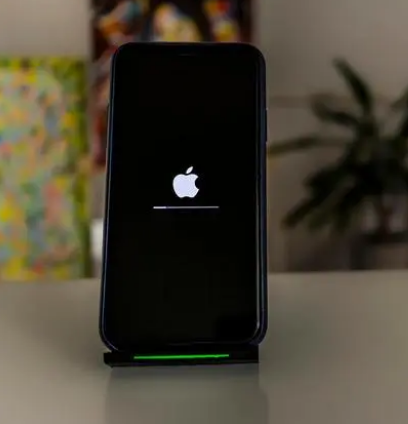 德昌苹果手机维修分享更新iOS 16时卡在滑动升级界面解决办法 